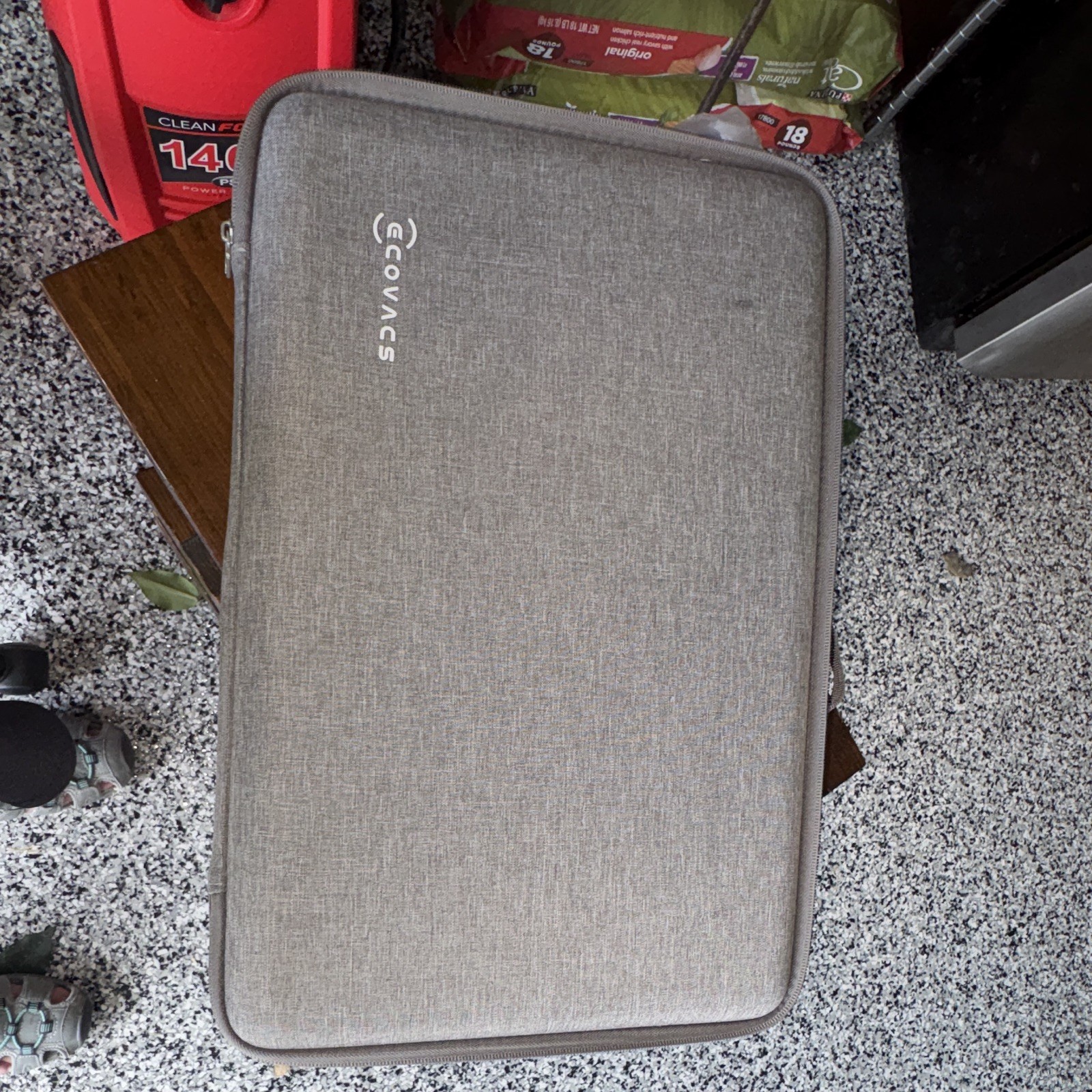 ECOVACS WINBOT W1 PRO Corded Electric Window Cleaning Robot w/ Carrying Case