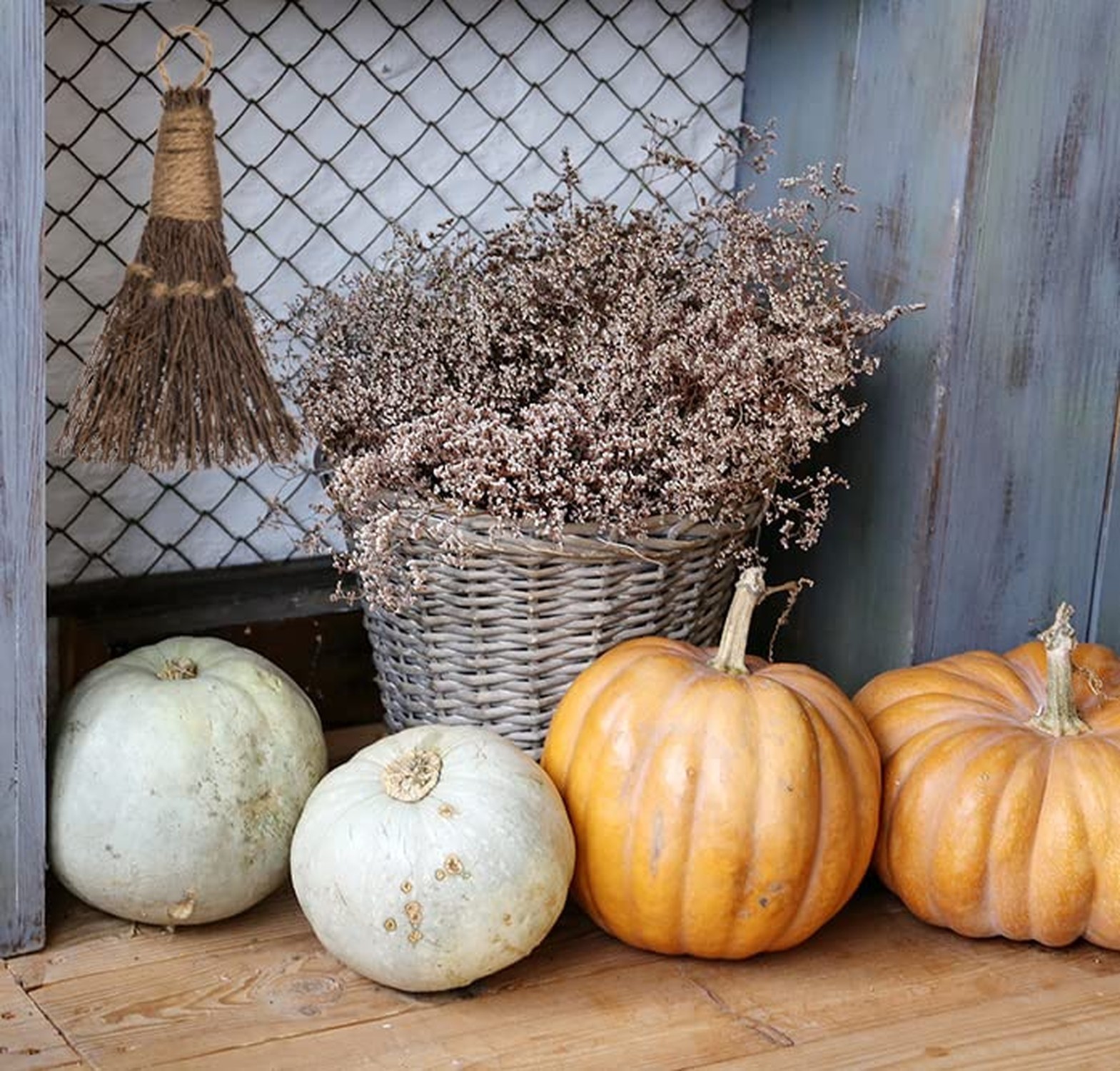 Cinnamon Broom – Cinnamon Scented 3 Pack Mini Broomsticks – Decorative Broom …