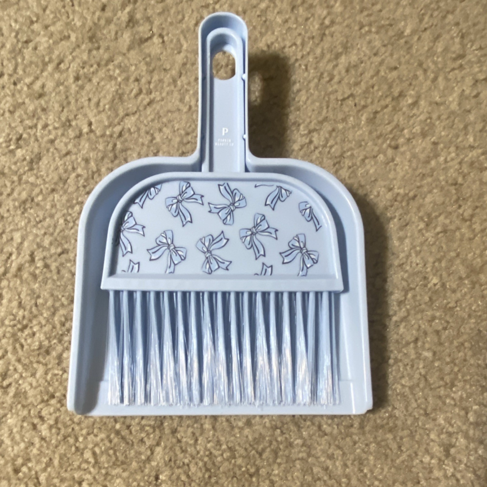Light Blue Plastic Hand Brush & Dust Pan Set, Easy Grip, Bow Design