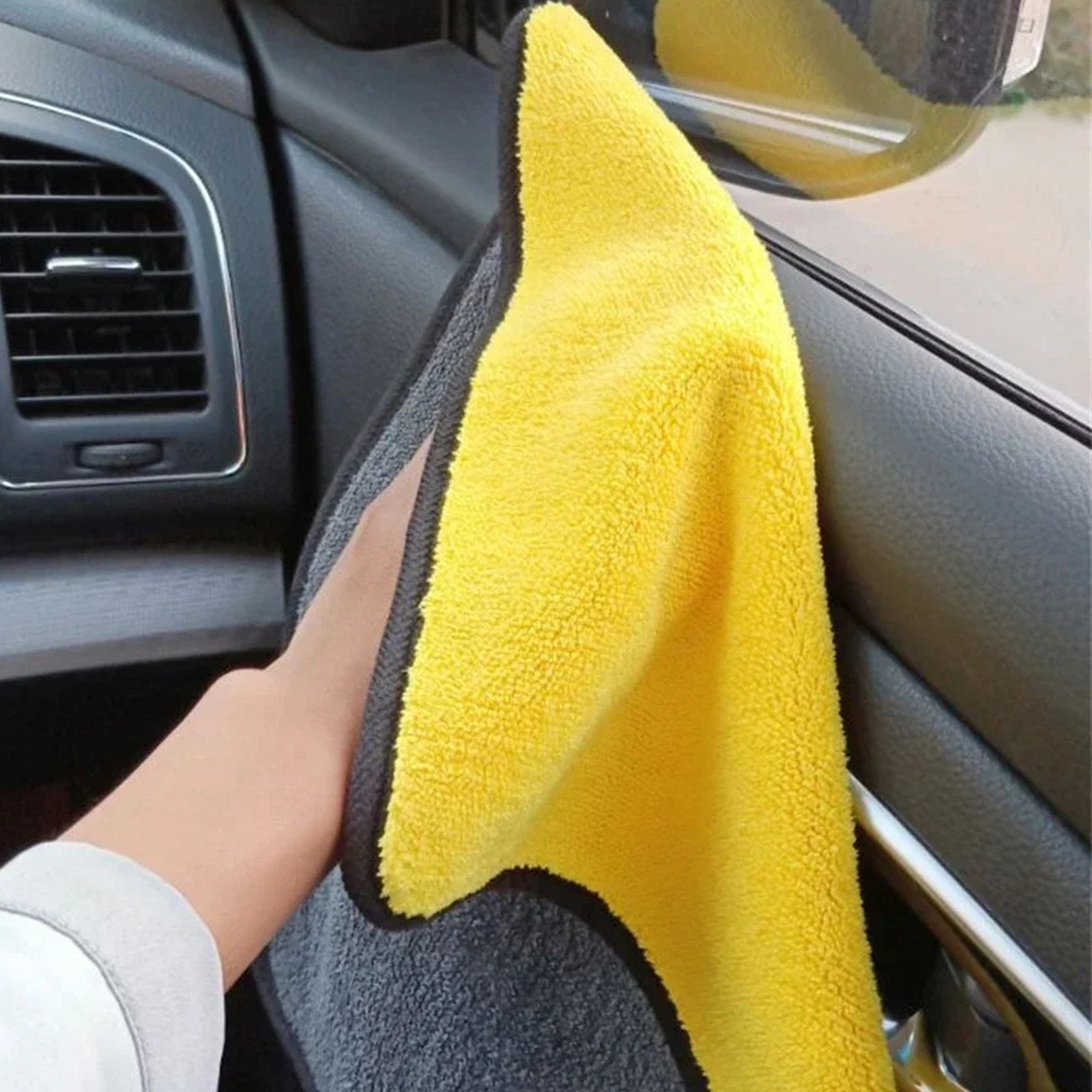 Premium Yellow Microfiber Car Towel – 2/10/50 Pcs Set – Lint-Free Wash Cloth