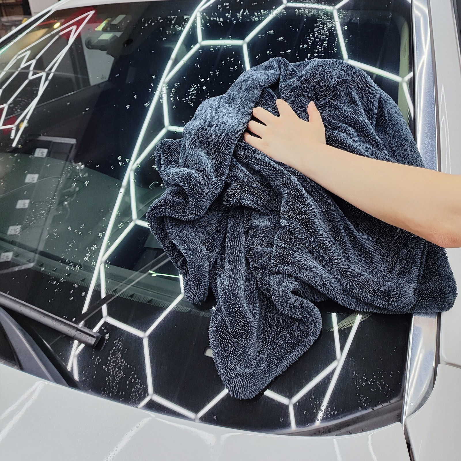 Super Absorbent Microfiber Car Drying Towel Twisted Loop 24” x 36″ 1500GSM