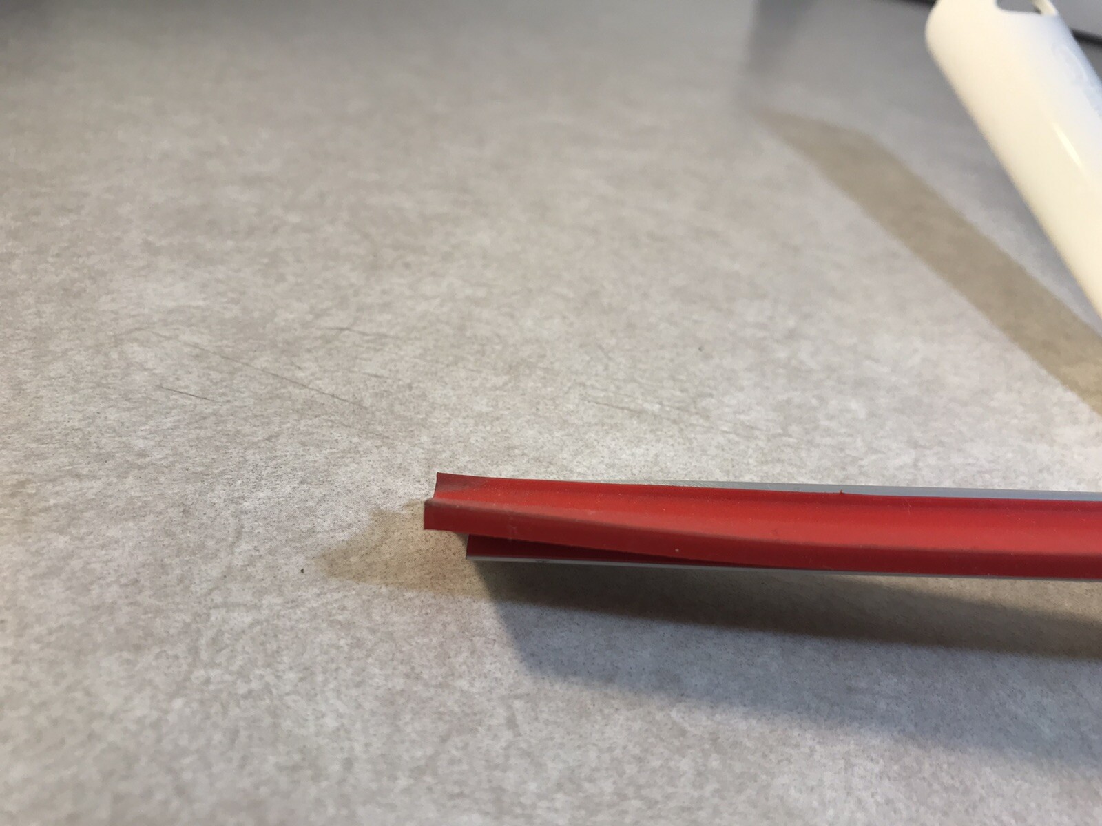 Ikea Lillnaggen Shower Squeegee Car Window Bathroom Red White UK-ZH