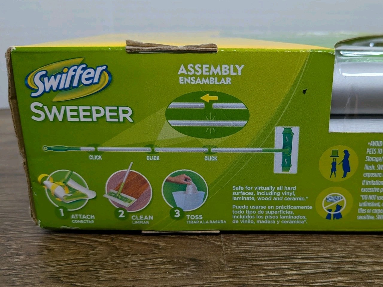 Swiffer Sweeper Duster Starter Kit 3 in 1 Sweeper 6 Dry 4 Wet Mop Dust Brand New