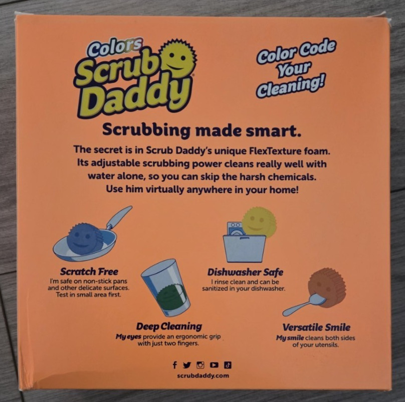 NIB Scrub Daddy Scratch Free Sponges for Dishes & Home Variety Pack 8 Count