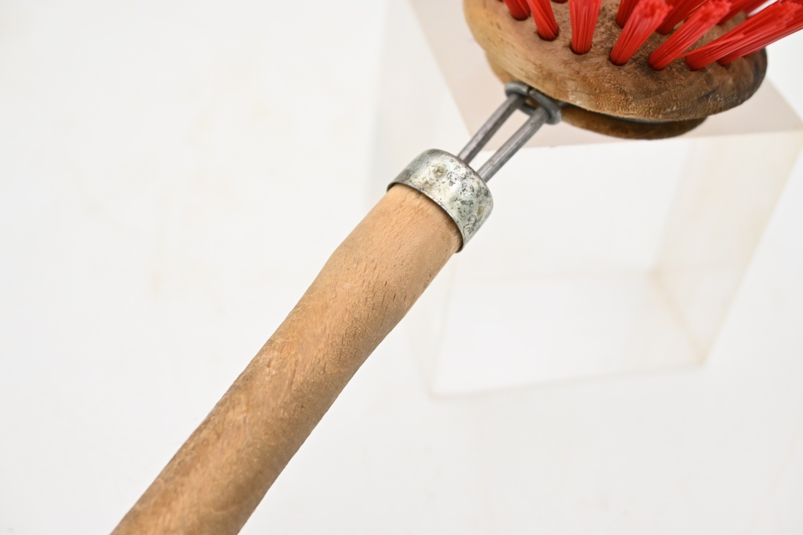Vntg Wood Handle Vegetable Bristle Scrub Brush Cleaning Utensil Tool W Germany