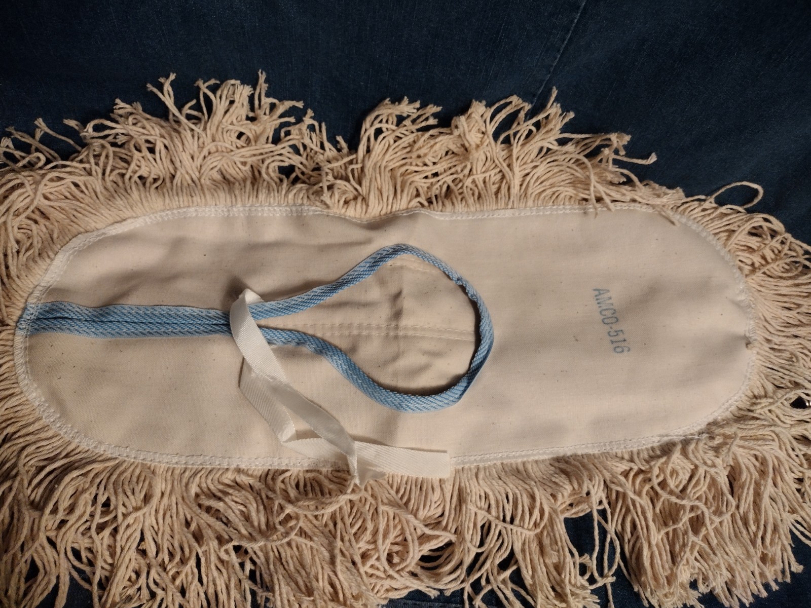 Vintage Nos Amco 516 Industrial Dust Mop Head Hygrade Cotton 16″ x 5″ Tie On