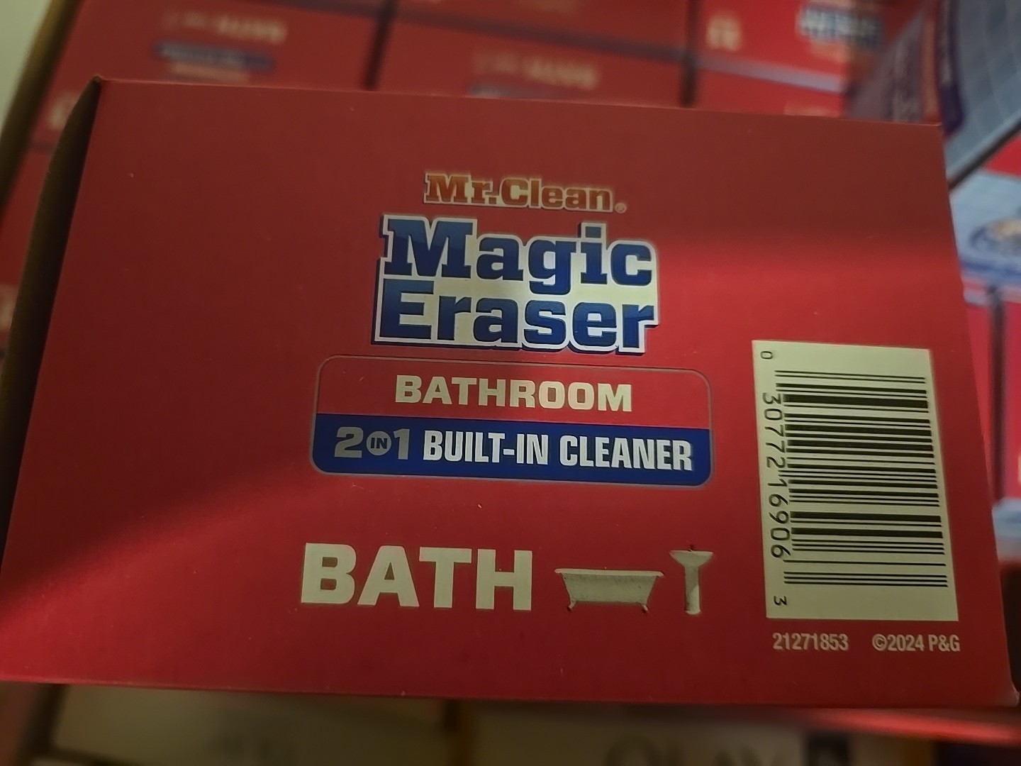 Mr. Clean Magic Eraser Bathroom 2 in 1 Built in Cleaner, 11 Count (Pack Of 2)