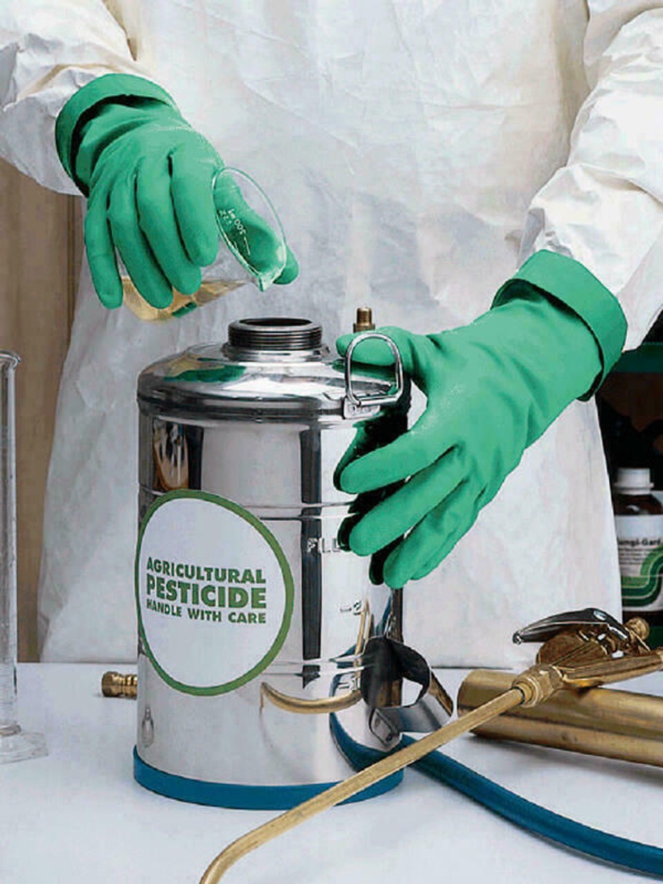 12 Reusable Heavy Duty Industrial Cleaning Dishwashing Waterproof Nitrile Gloves