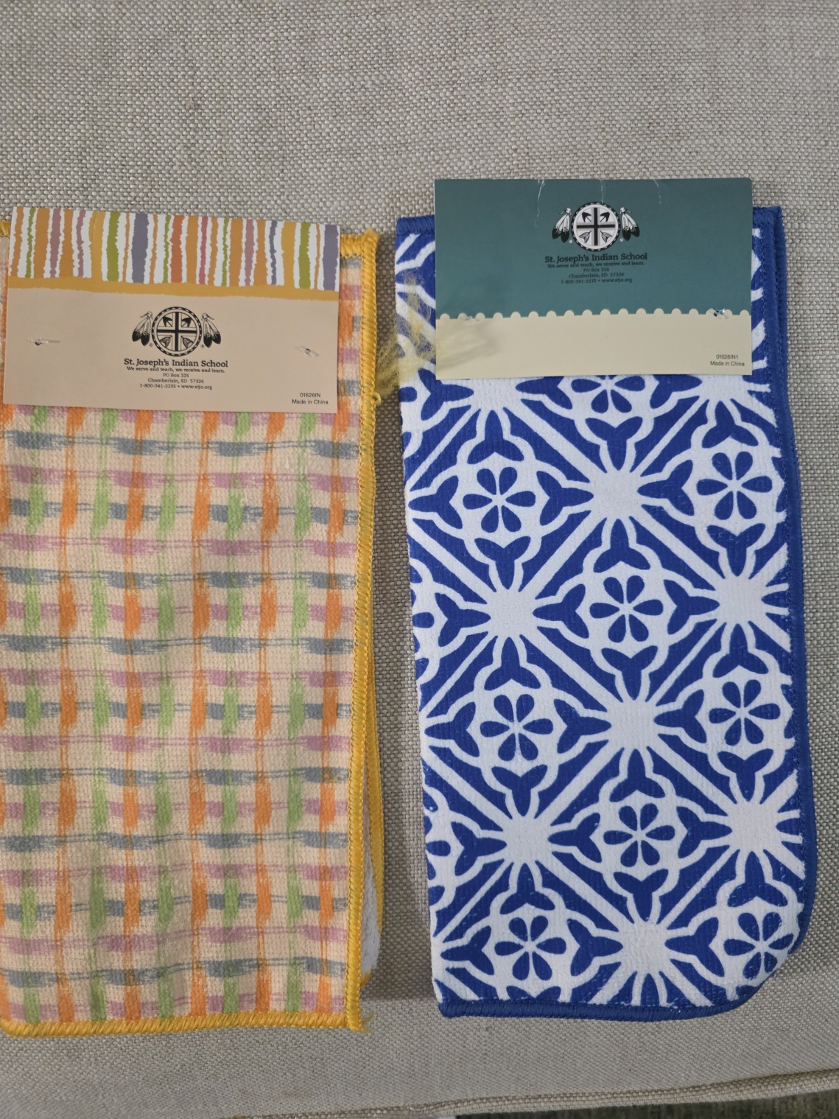 St. Joseph’s Indian School Microfiber Cleaning Cloth Multicolor Blue Reusable 2…