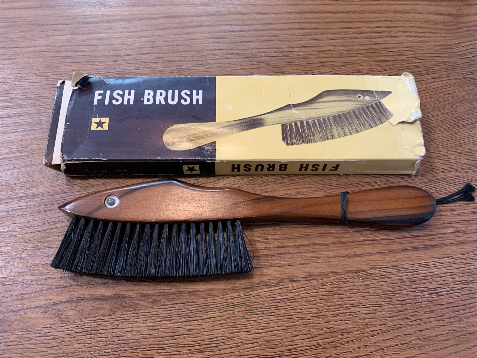 Vintage Novelty “Fish Brush” With Original Box Made In Japan B-13 Cabin Fishing