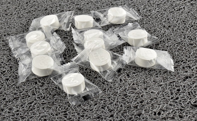 Disposable Towels Compact Compressed Biodegradable and Unscented – 12 Pack