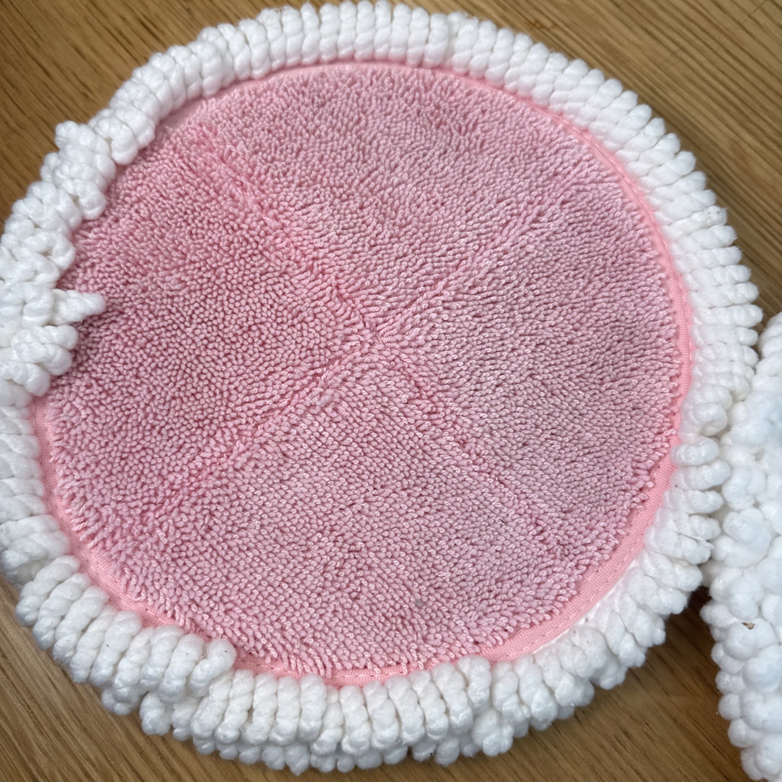 Lot Of 4 Replacement Cleaning Pads 8in Pink/blue Floors Floor cleaners