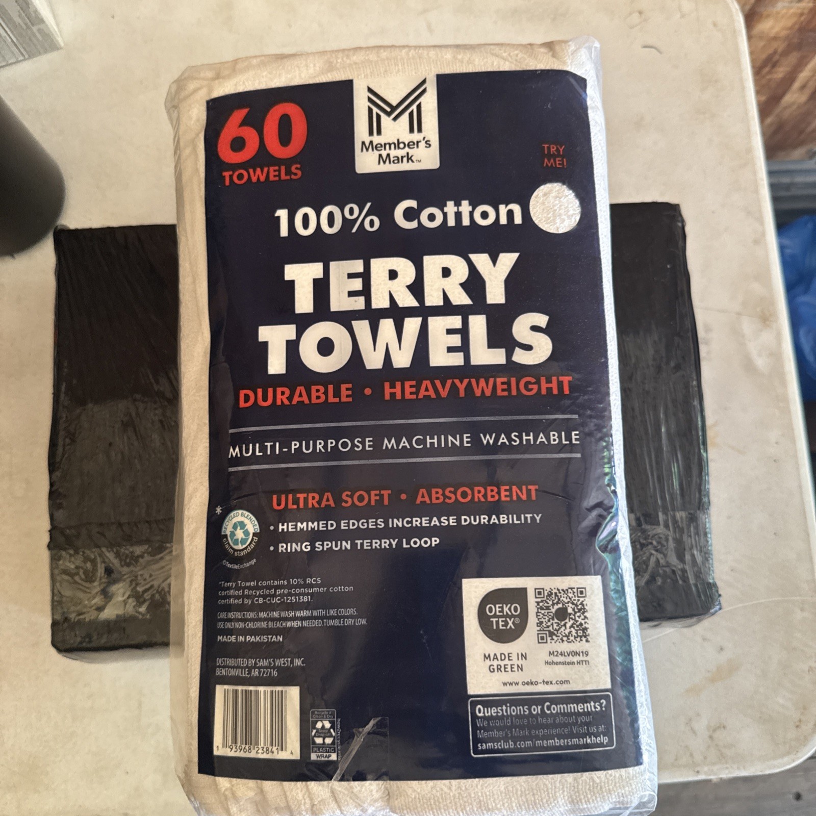 Member’s Mark 100% Cotton Terry Towels 14″x17″, 60 Count Bulk Pack