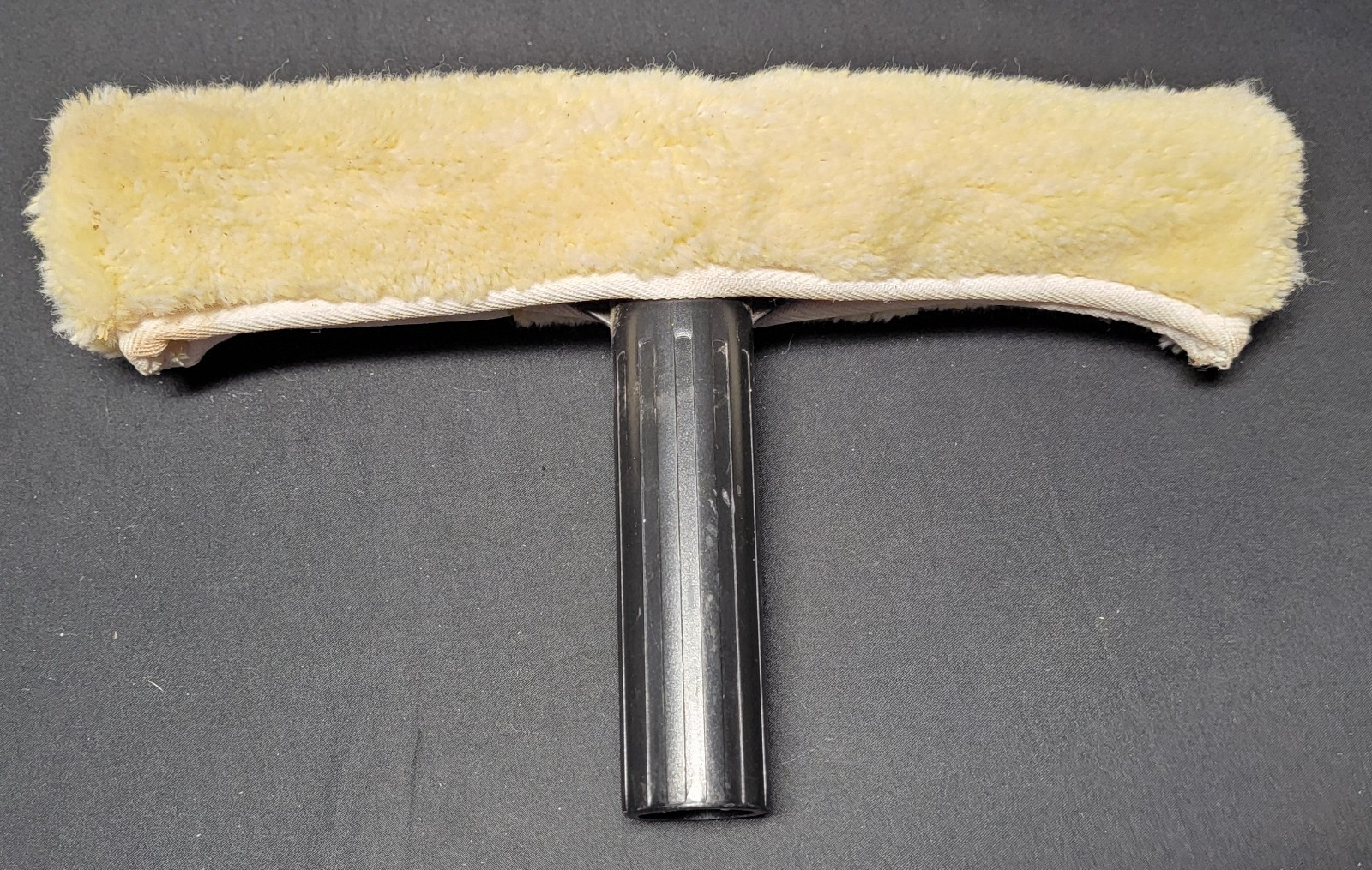 ETTORE Window Washer Plastic T-Bar Golden Glove Microfiber Sleeve 12in Head