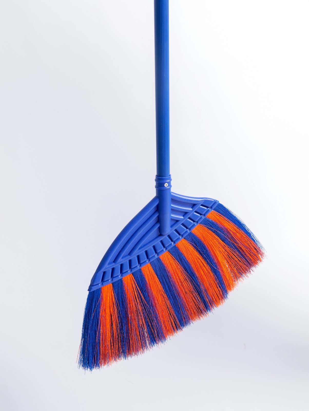 1 Pack Soft Sweeping Plastic Brooms Indoor& Outdoor/ Choi Nhua Thai Lan