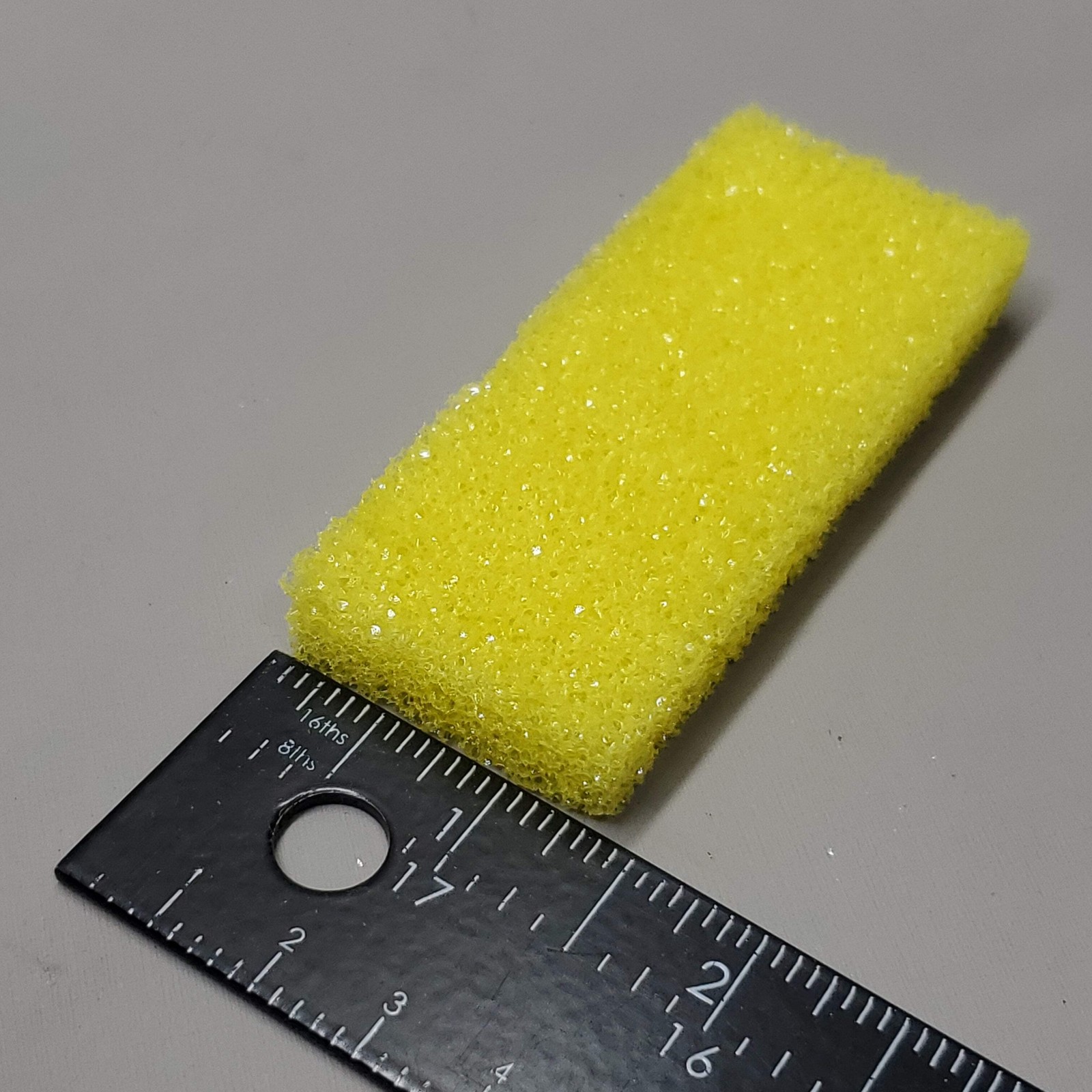 KARA Disposable Pumice Coarse Scrub Pads Yellow 8×3.5×1.2 CM 1600 PCS (New)