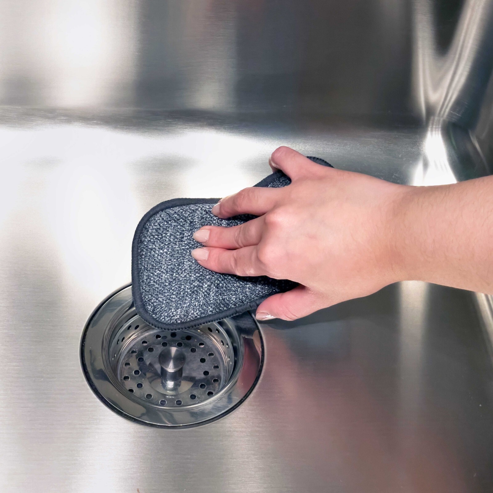 Tuff-Scrub Fresh™ Antimicrobial Charcoal Scrub ‘N’ Wipe Pads, Fresh New 6 Pads