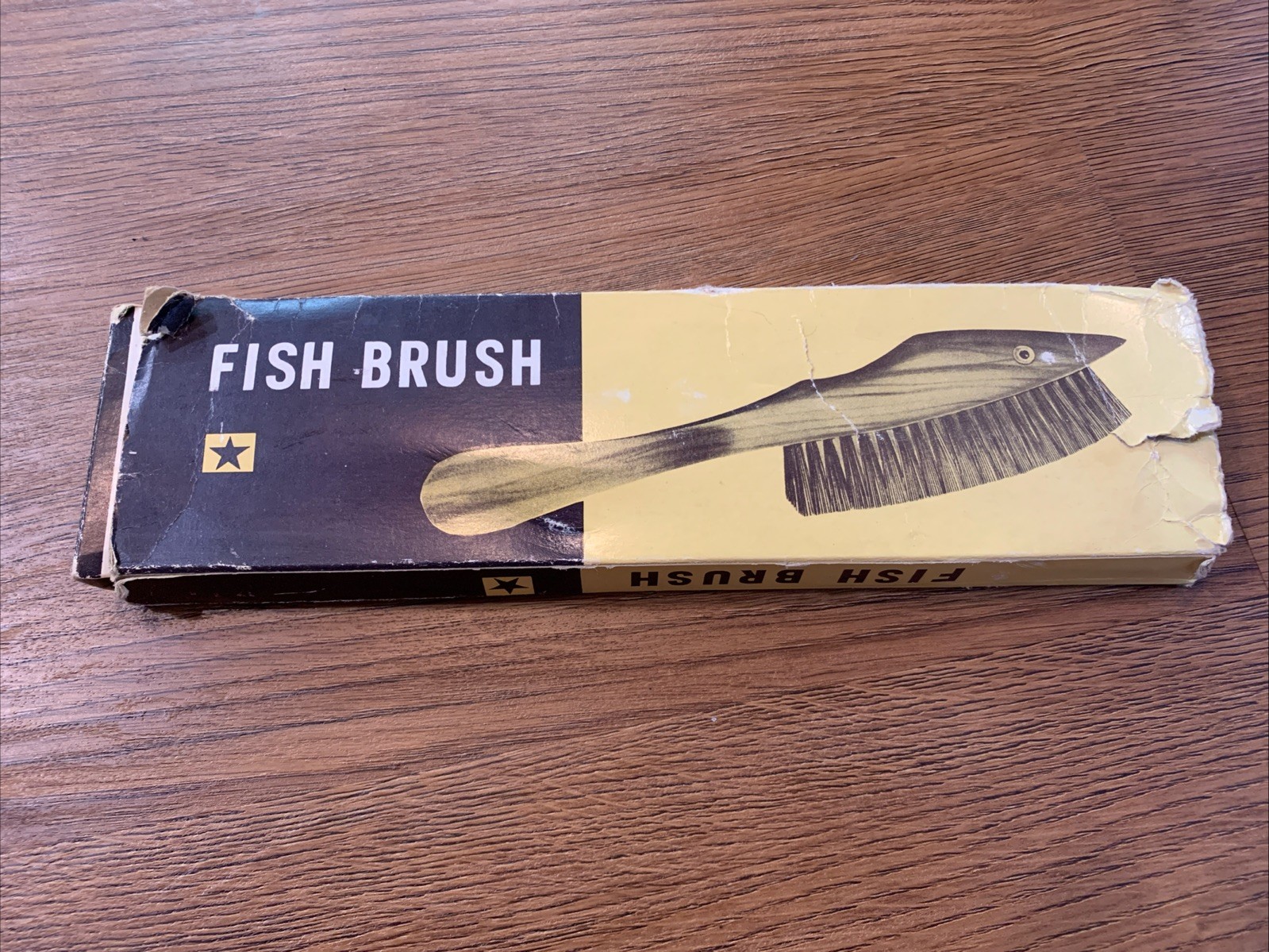 Vintage Novelty “Fish Brush” With Original Box Made In Japan B-13 Cabin Fishing
