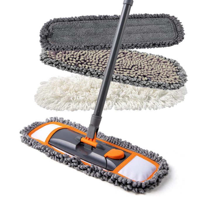 Mopa con mango extensible 55” y 3 paños lavables para suelos duros. Naranja