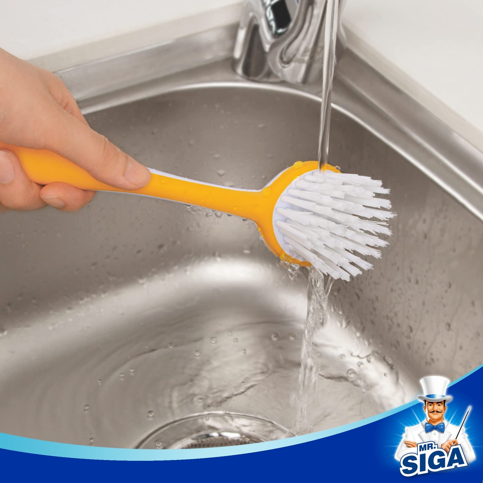 MR.SIGA Round Dish Brush, Size: Dia 6.5 X 5.5 X 25 cm, Green, Blue, Orange