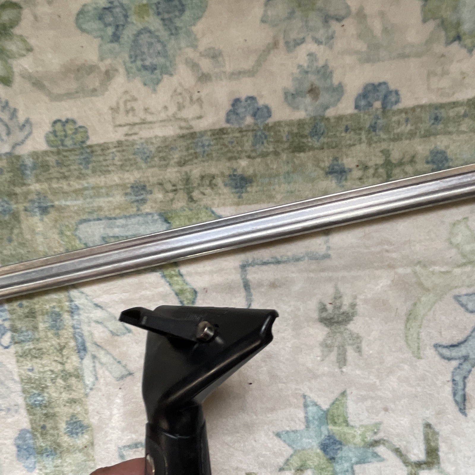 Ettore 18 in Adjustable Window Squeegee Black Plastic Handle Silver Metal Head