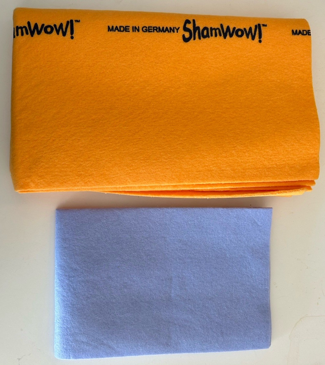 ShamWow Towels 1 Large 20″x23.5” & 1 Small 15″X15″ Germany Chamois Sponges New