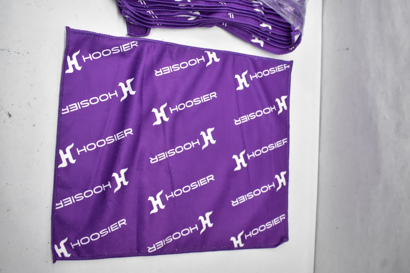 Lot of 50 Microfiber Shop Towels Rags Purple/White Cloths BRANDED 18″ x 15″