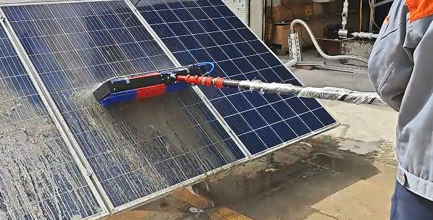 24ft solar panel cleaning brush with replaceable head brush Water Fed Rod Kit