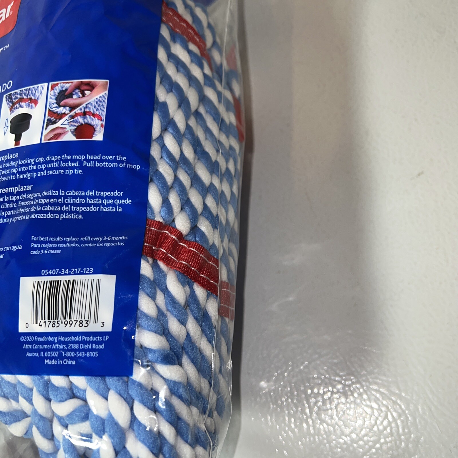 O-Cedar Microtwist Mop Refill NEW Opened Package Red Blue and White
