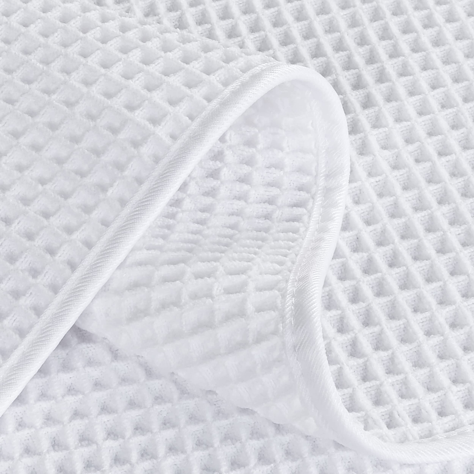 Microfiber Lint Free Washcloth Face Towel Waffle Weave White 13x13in 4 Pack