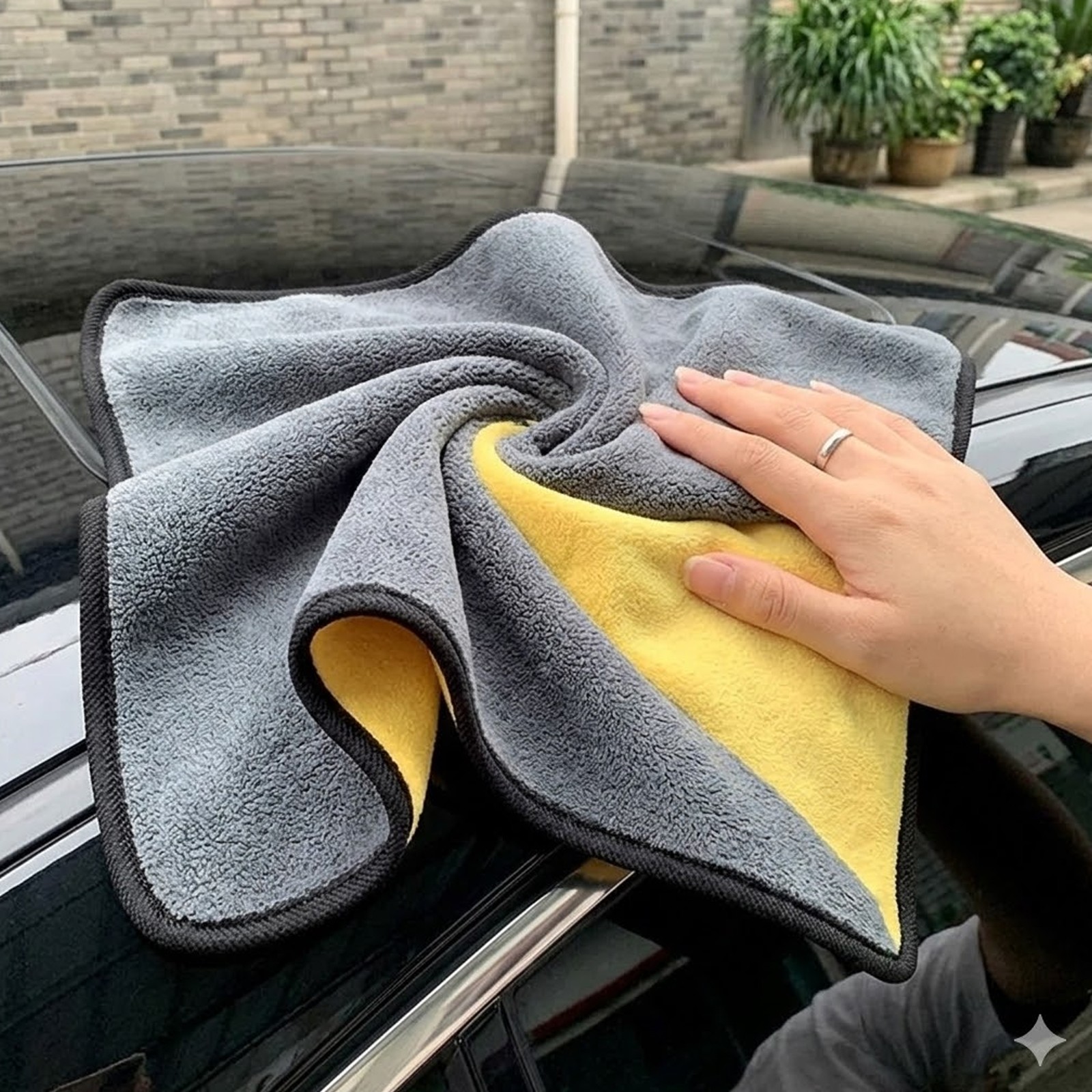 Premium Yellow Microfiber Car Towel – 2/10/50 Pcs Set – Lint-Free Wash Cloth