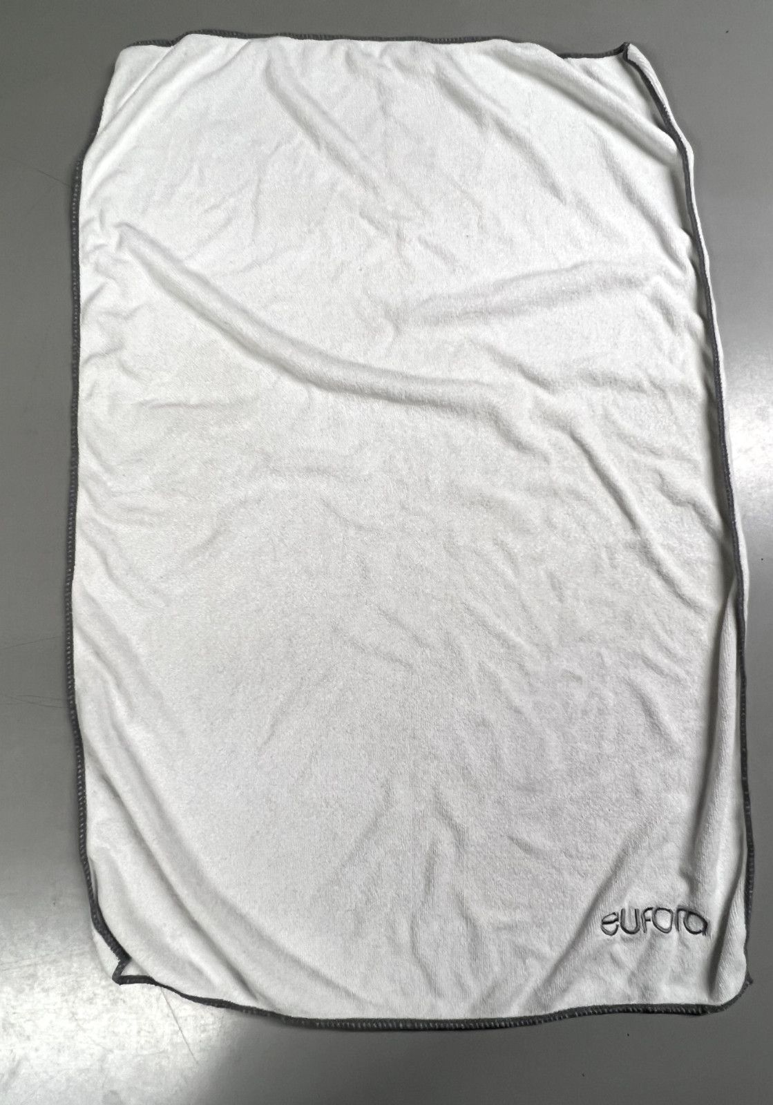 Eufora Cleansing Shammy Microfiber Cloth Towel – 20″ x 30″