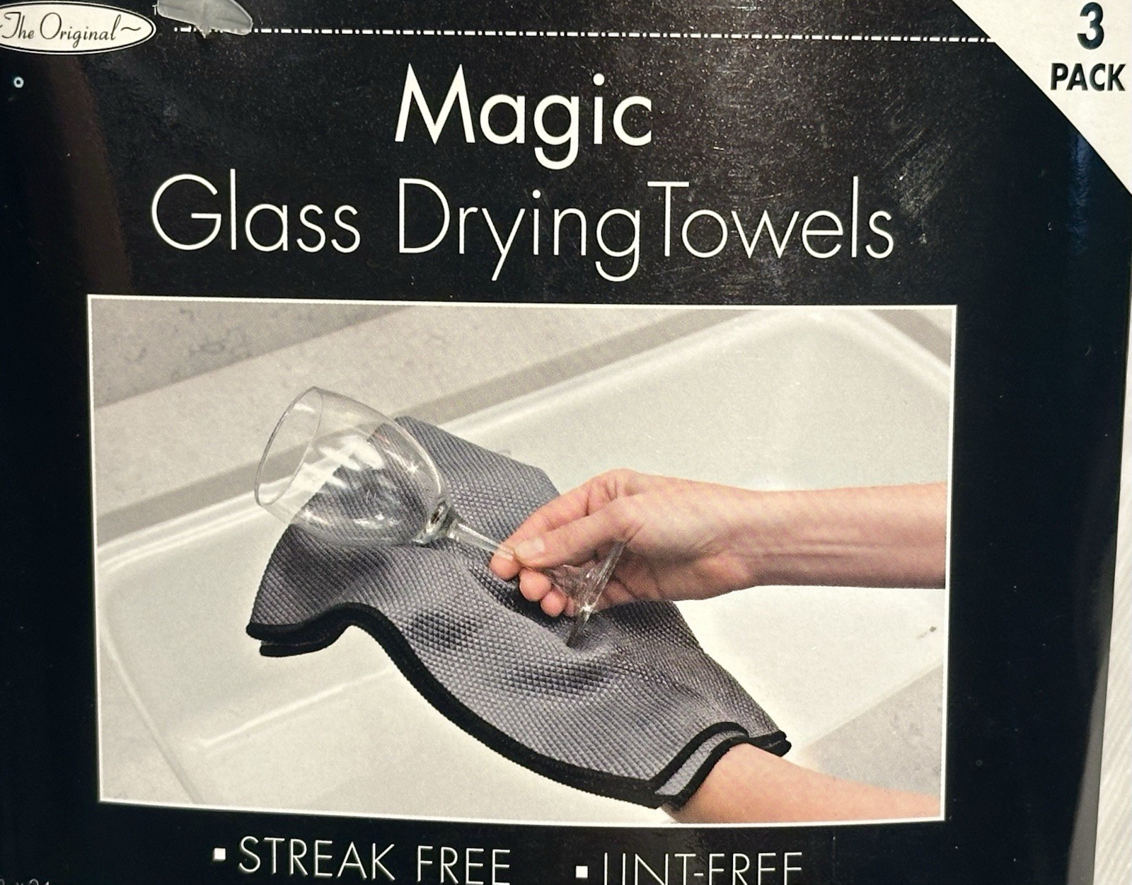 NEW 3 PK ORIGINAL MAGIC GLASS DRYING TOWELS CLEANING MICROFIBER GLASSES MIRRORS