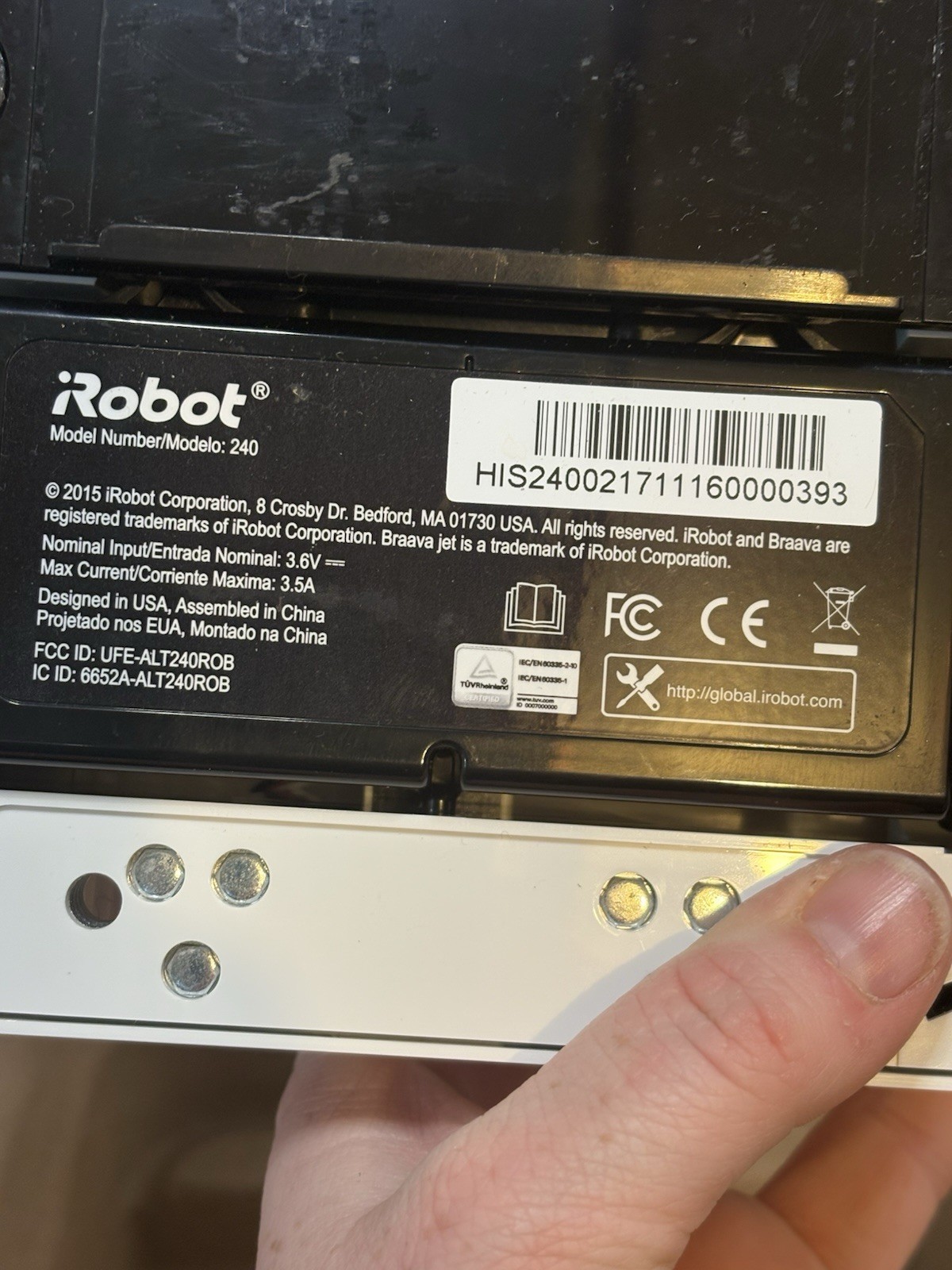 iRobot Braava Jet 240 White Mopping Robot -Works