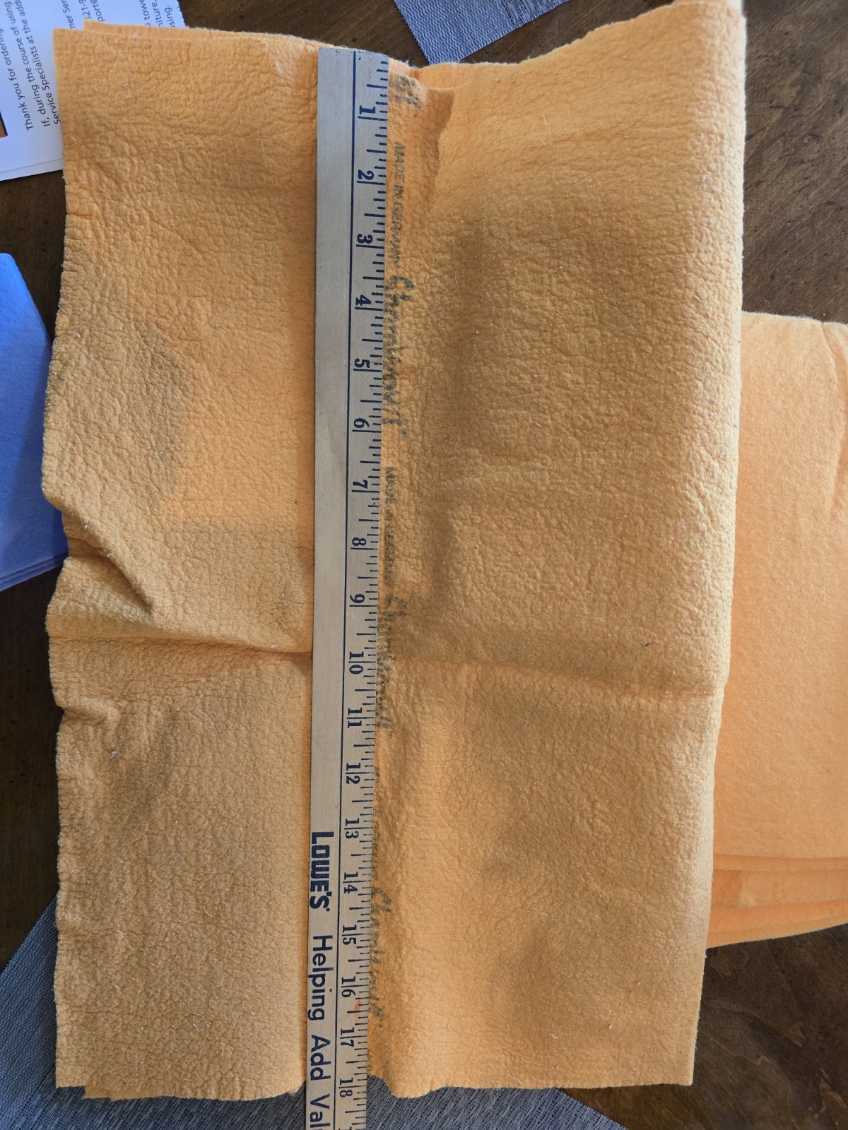 ShamWow 6 Piece Set Cleaning Cloths 5 Large Orange 1 Small Blue Made in Germany