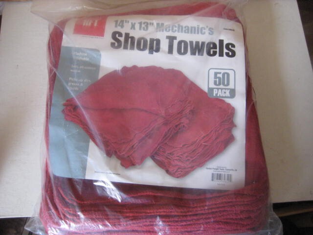 14 in. x 13 in. Mechanics Shop Towels Red 50 Pack NEW