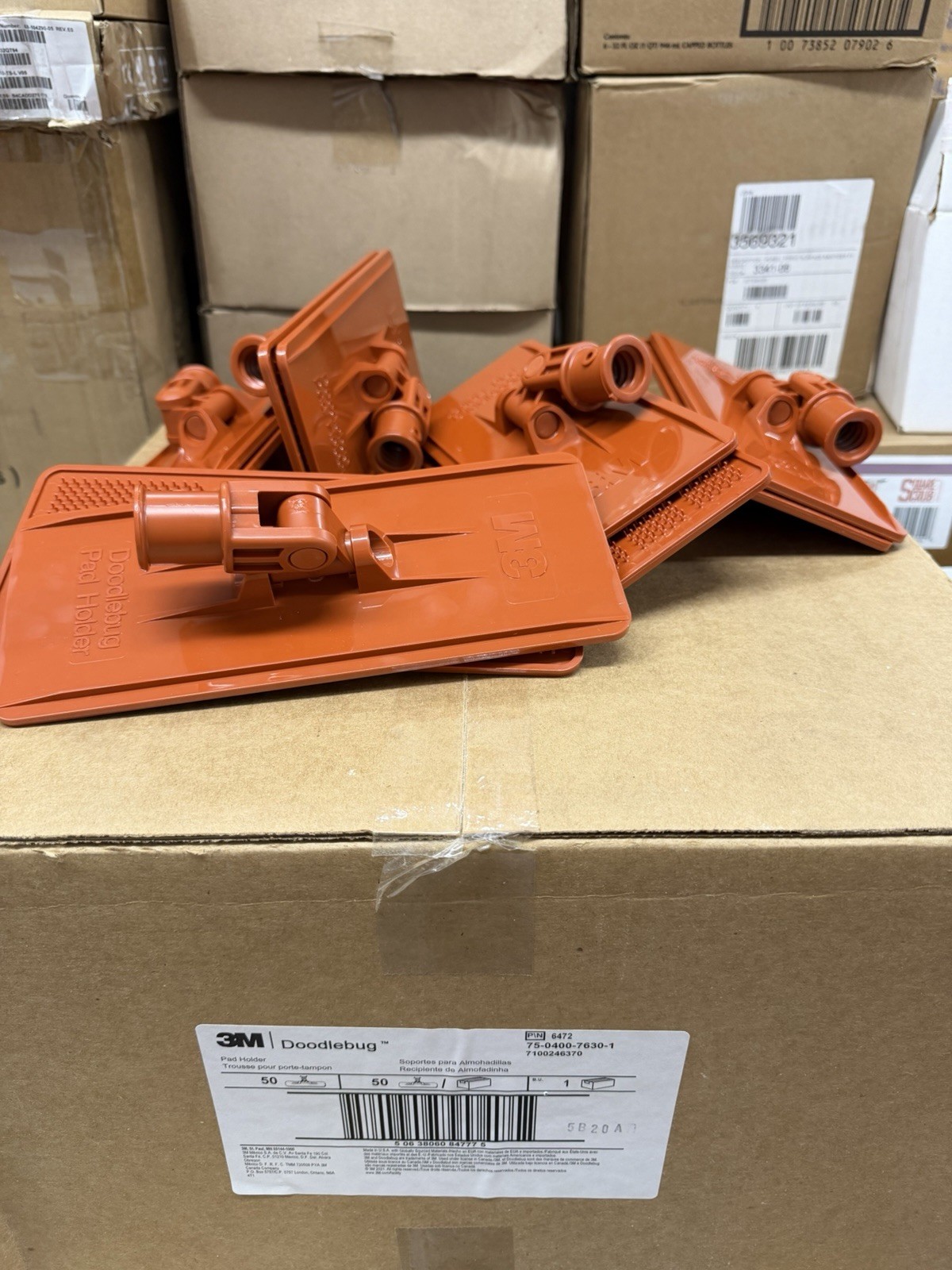 Pack of 10 3M 6472 Doodlebug Floor Pad Holders 3.75 in. x 9 in. Orange