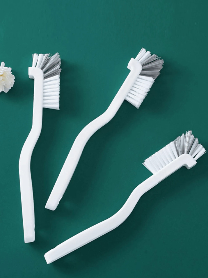 1 pc White Plastic Gap Cleaning Brush – Multipurpose for Kitchen, Bathroom