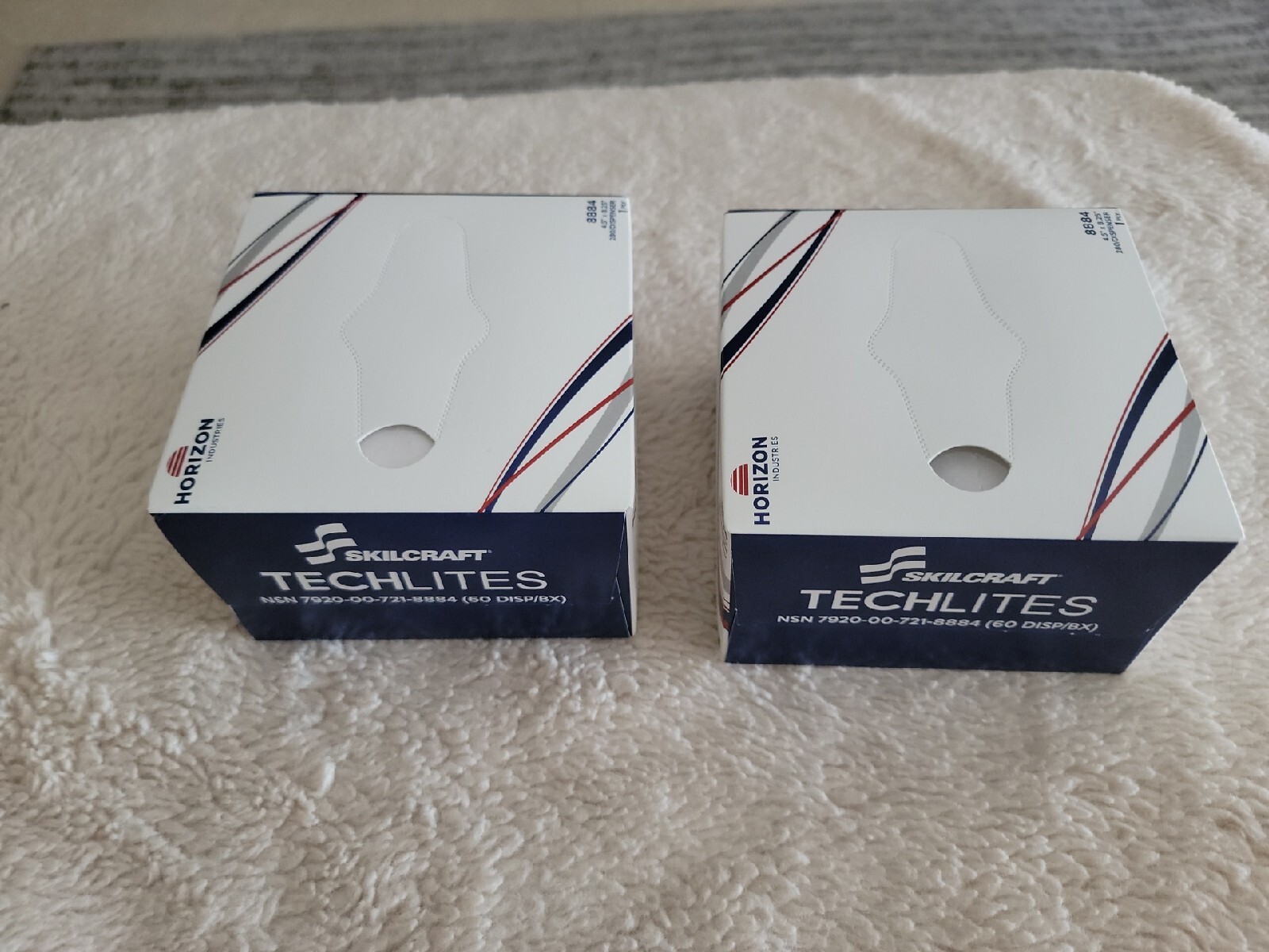 (2) Horizon TechLites Dry Wipe 8884, Delicate Task Tissue, 8-1/4″ x 4-1/2″