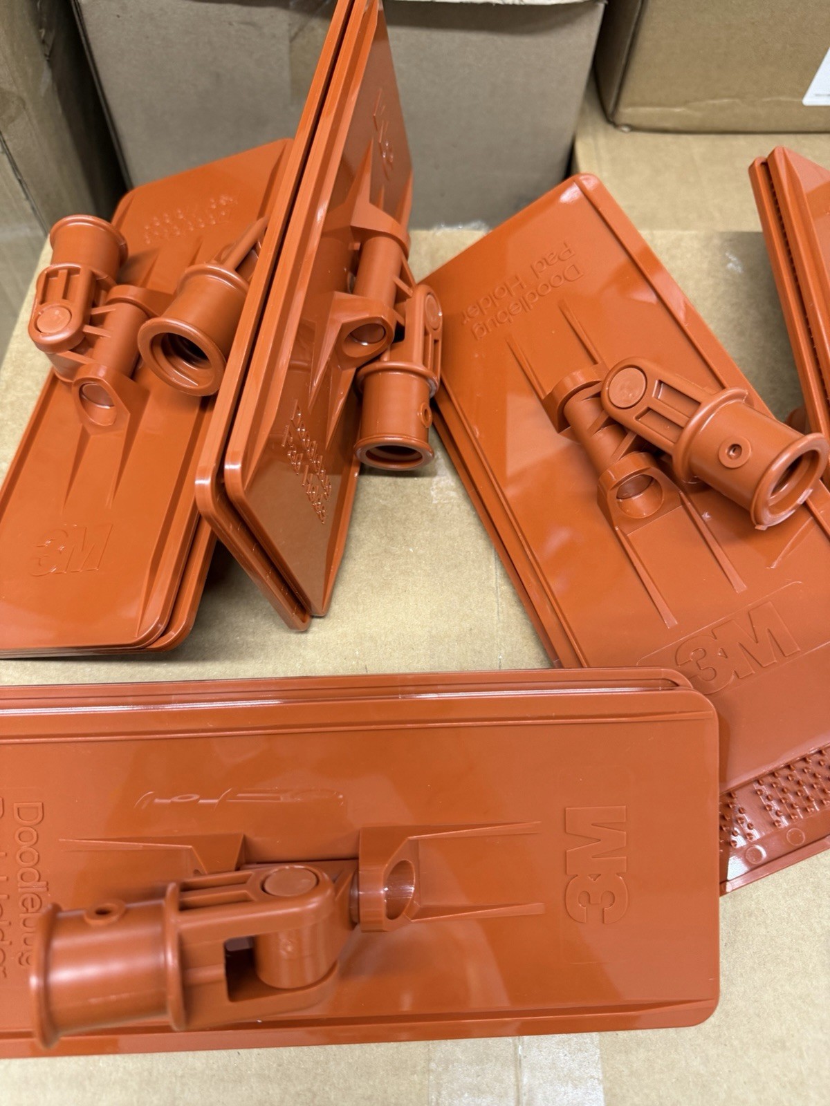 Pack of 10 3M 6472 Doodlebug Floor Pad Holders 3.75 in. x 9 in. Orange