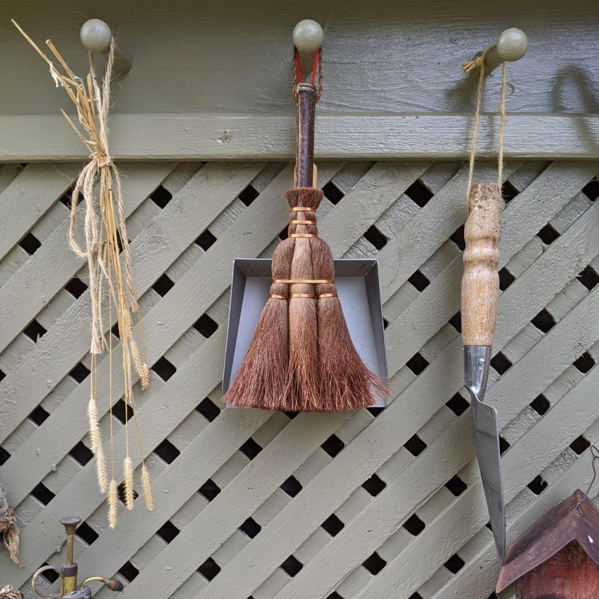 Mini Metal Dustpan and Brush Set, Natural Hand Broom, Stainless Steel Dust Pan