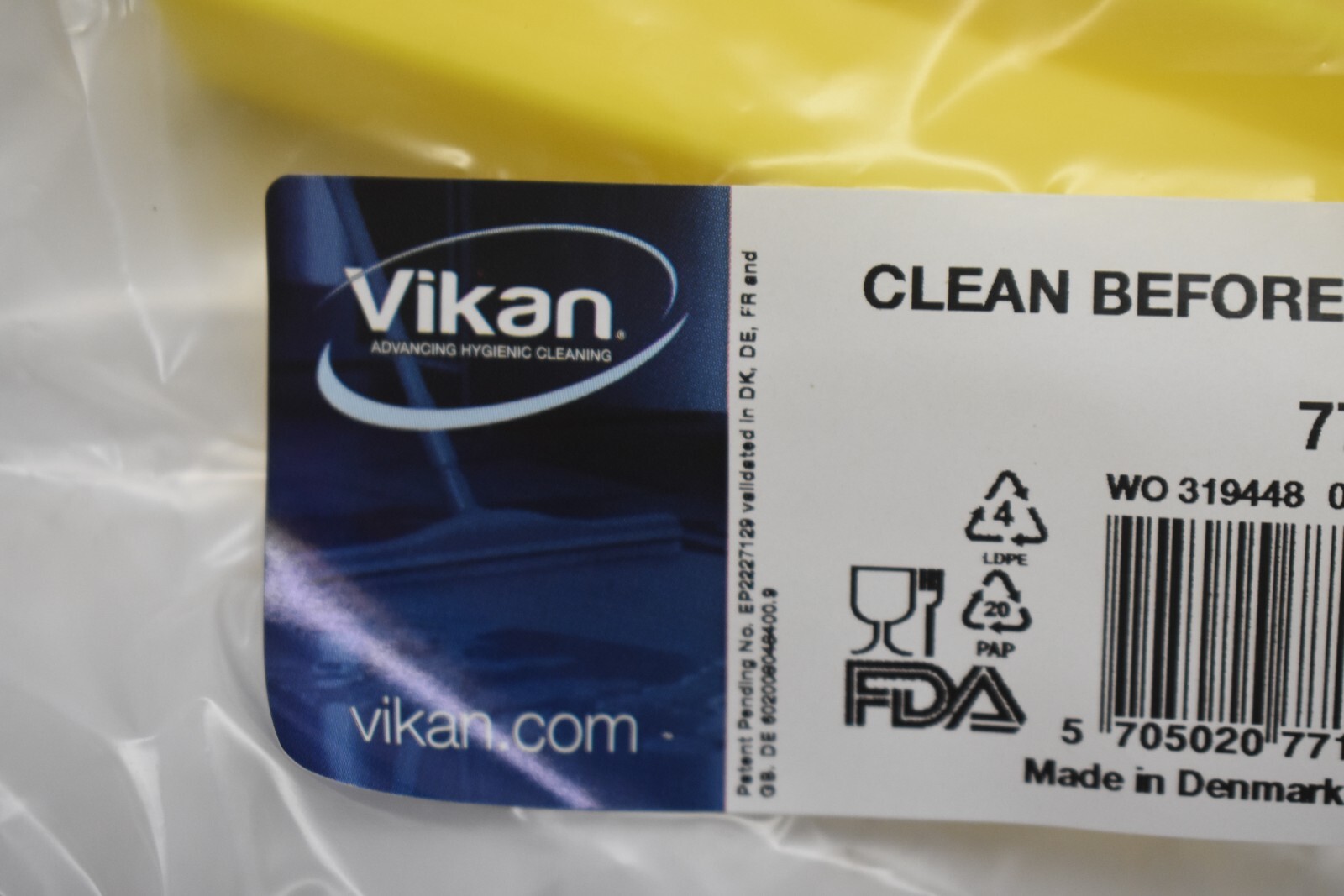 Vikan 77136 20″ Double Blade Ultra Hygiene Floor Squeegee Head Yellow Single