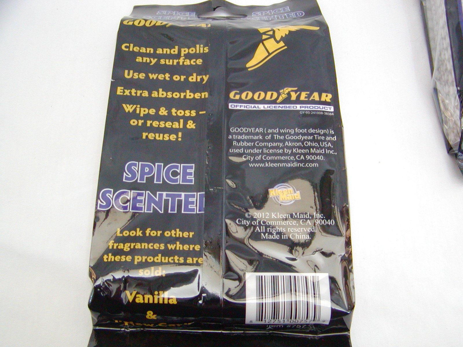 (3) NEW Packages Goodyear Dry Spice Scented Wipes 11.8″ x 23.6″