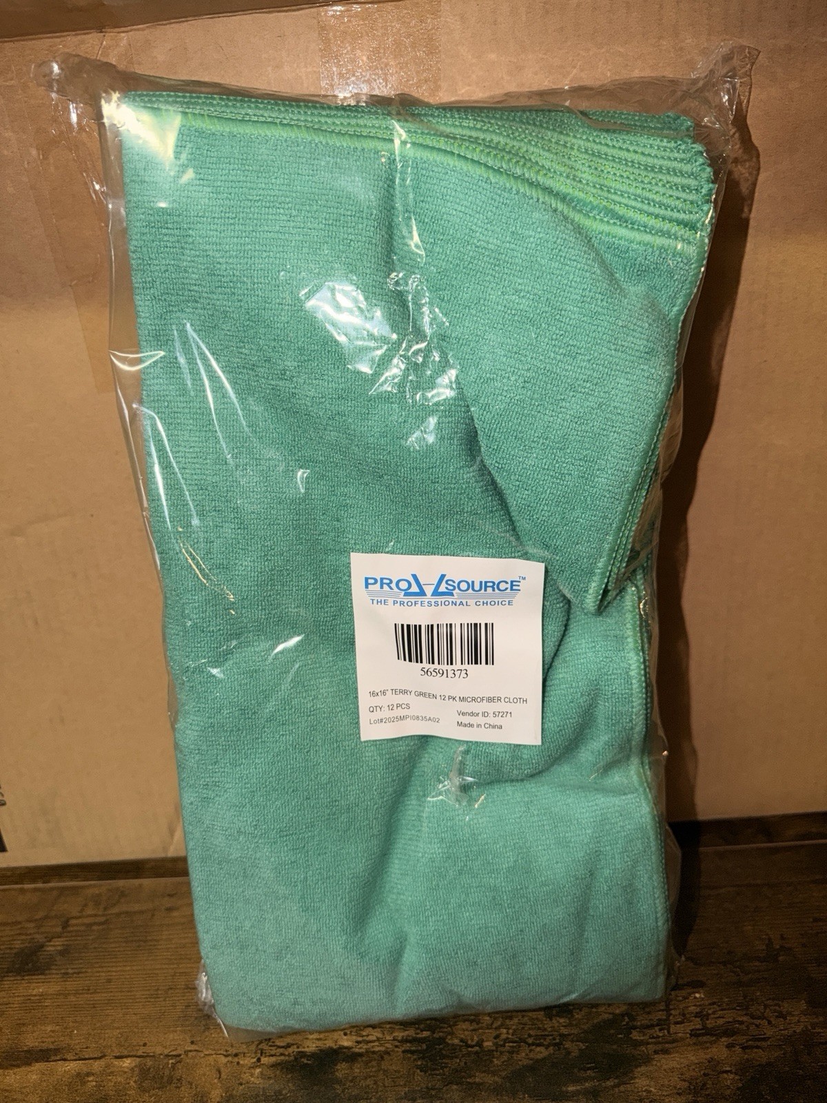 Box of 120 NEW Pro-Source 16″x16″ Terry green Microfiber Cloths – See Photos