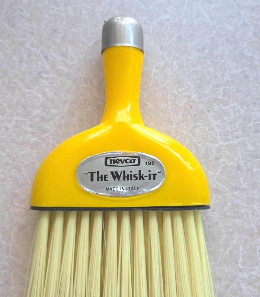 Vintage The Whisk-it Collectors 8 in. Broom by Nevco Model 196 ITALY