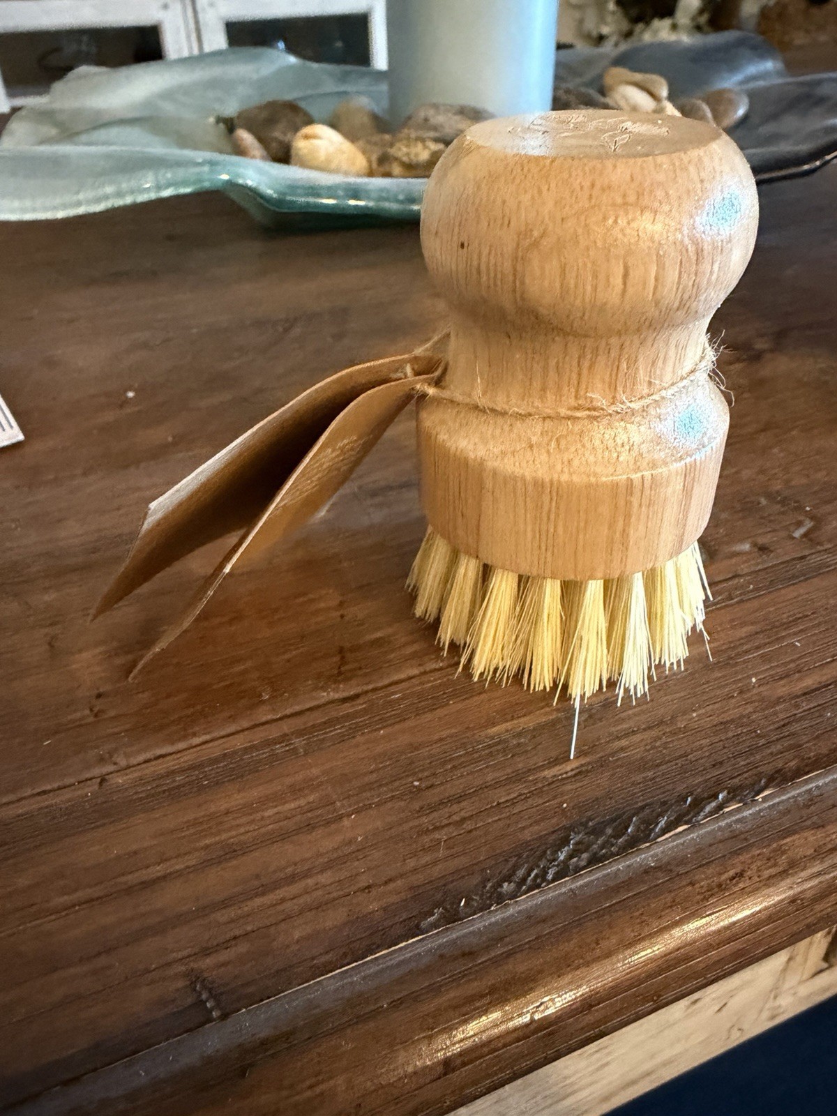 Alltrue Beech Wood Sisal Scrub Brush, Biodegradable, Floral, 8cm x 5cm