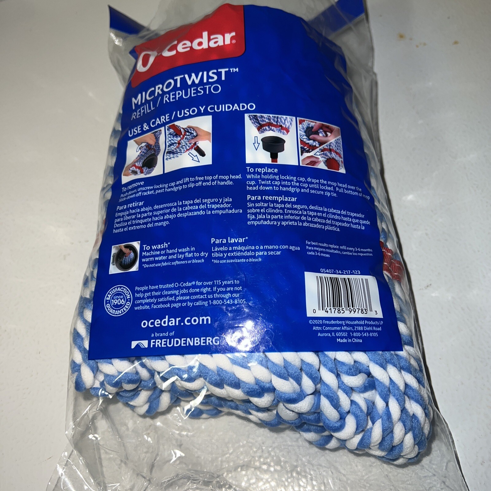 O-Cedar Microtwist Mop Refill NEW Opened Package Red Blue and White