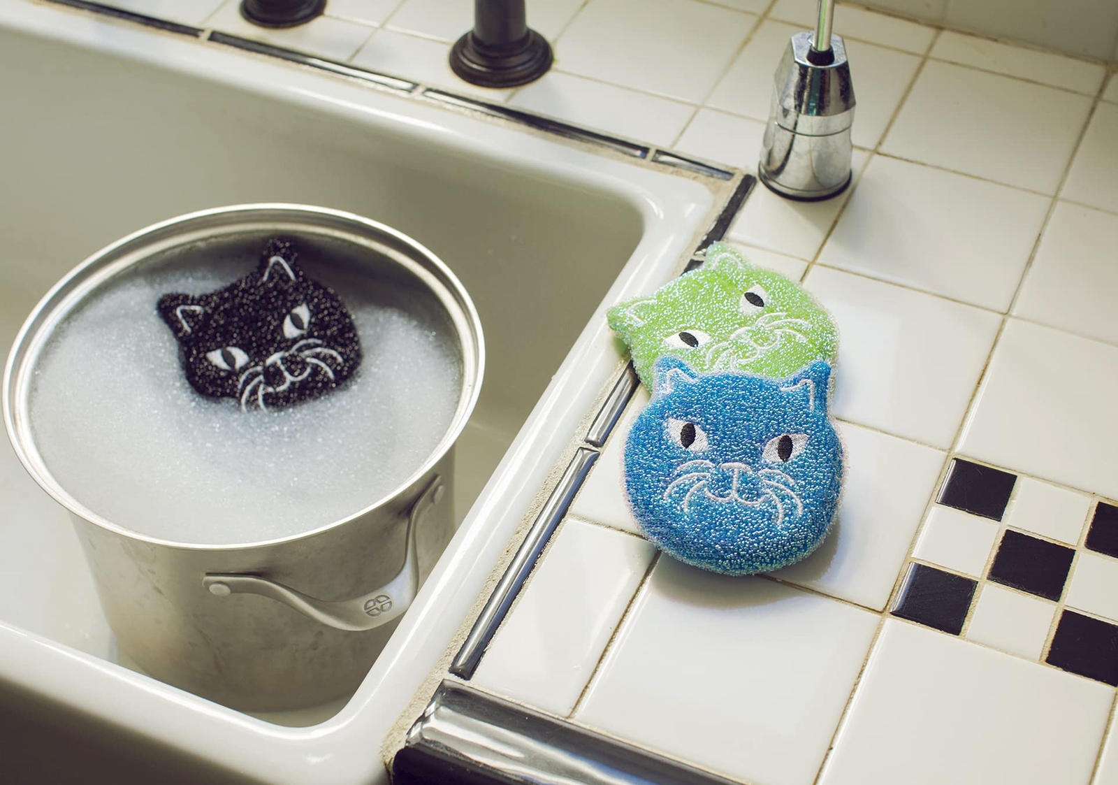 Kikkerland Reusable Cat Sponge Set 3 Count Cute Functional Kitchen Sponges