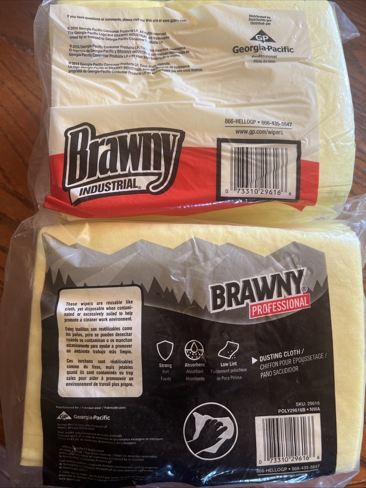 Brawny Professional 29616 Disposable Dusting Cloths 17 x 24 in. Yellow 100ct