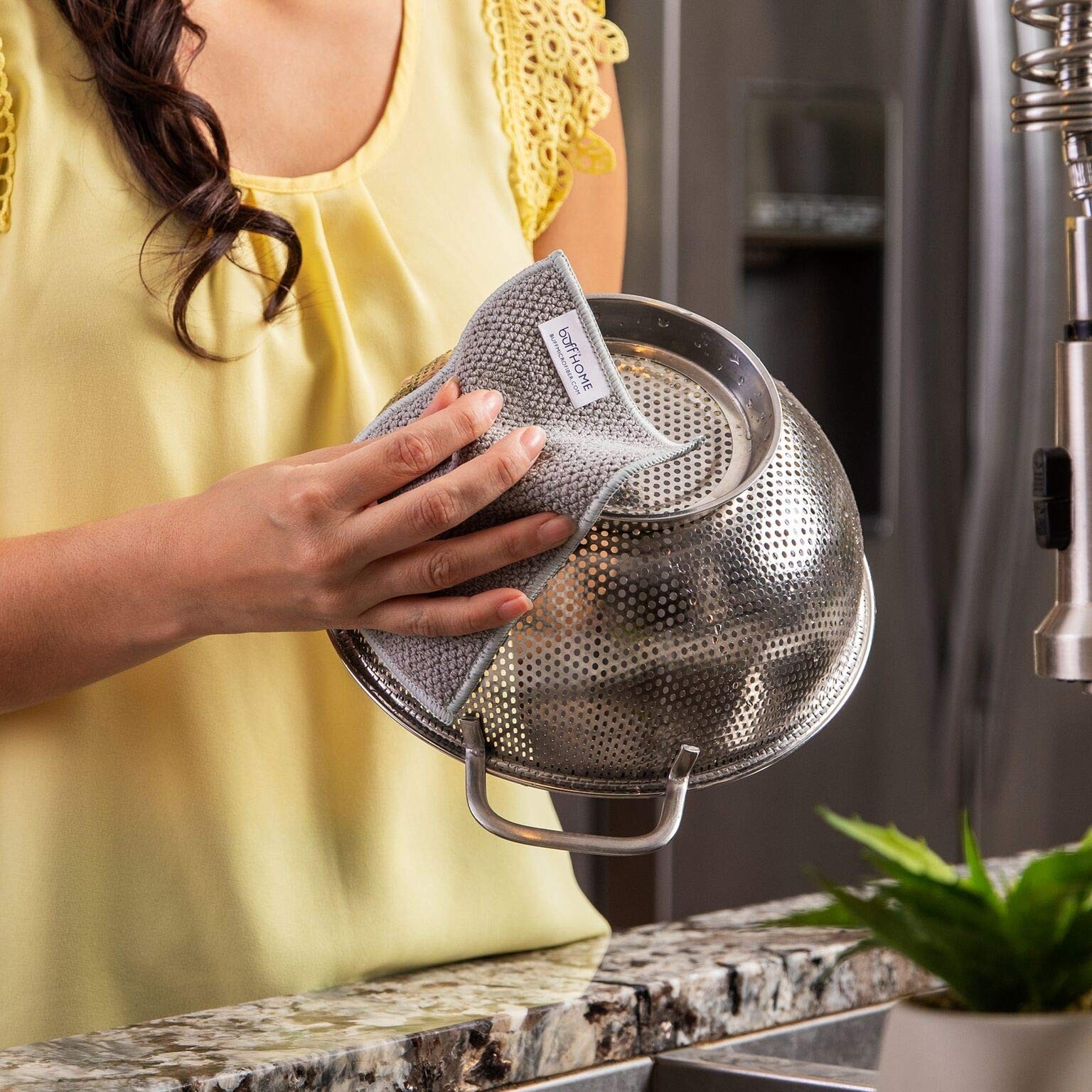 Microfiber Dish Cloths | Scrubs Cleans Dishes Sinks Counters Stove Tops | Eas